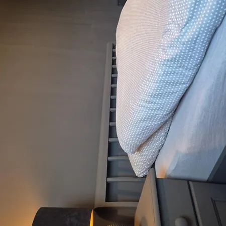 펜션 Newly Renovated House 11 Guests, 5 Bedrooms *